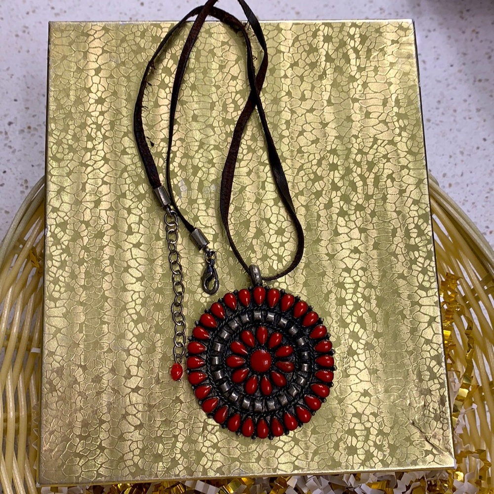 Women’s Necklace
